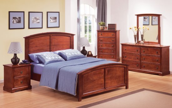 Huntleigh Bedroom Set